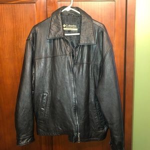 Men’s black leather Columbia coat sz XL